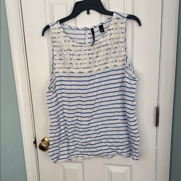 Sky’s the limit Tops - Sky’s the limit Elegant Blue and White Striped Tank Top